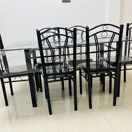 J & J Homestay Jaffna Eksteriør bilde