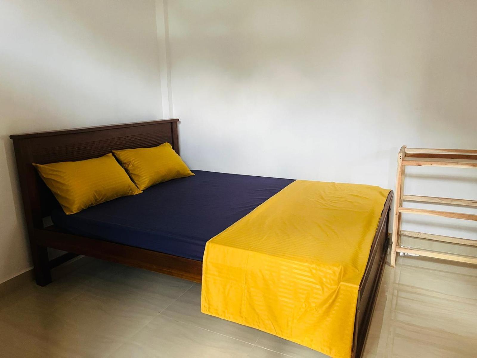 J & J Homestay Jaffna Eksteriør bilde