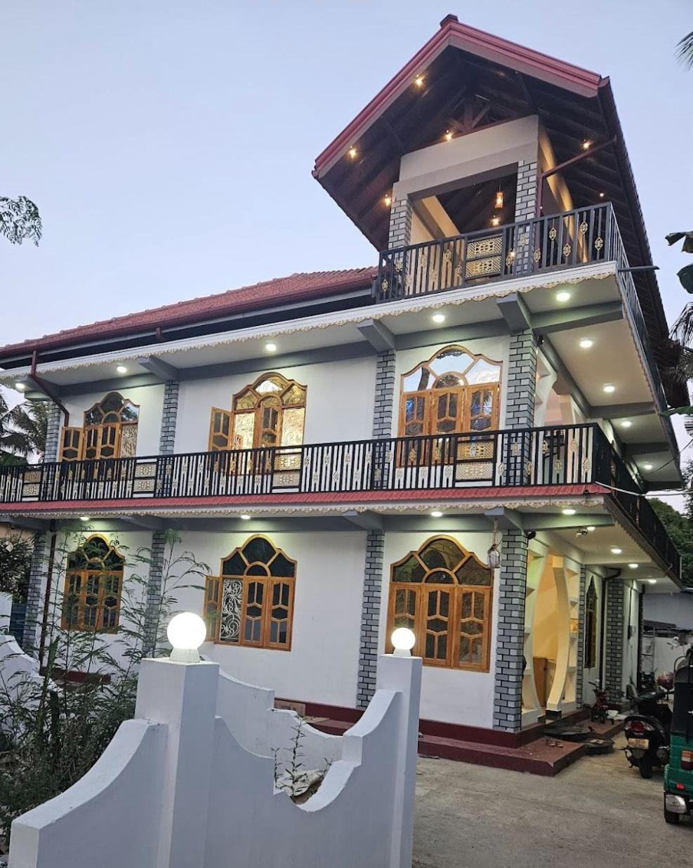 J & J Homestay Jaffna Eksteriør bilde